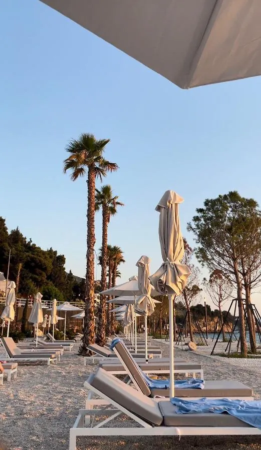 ****  Esbjerg Hotel Vlore Albania
