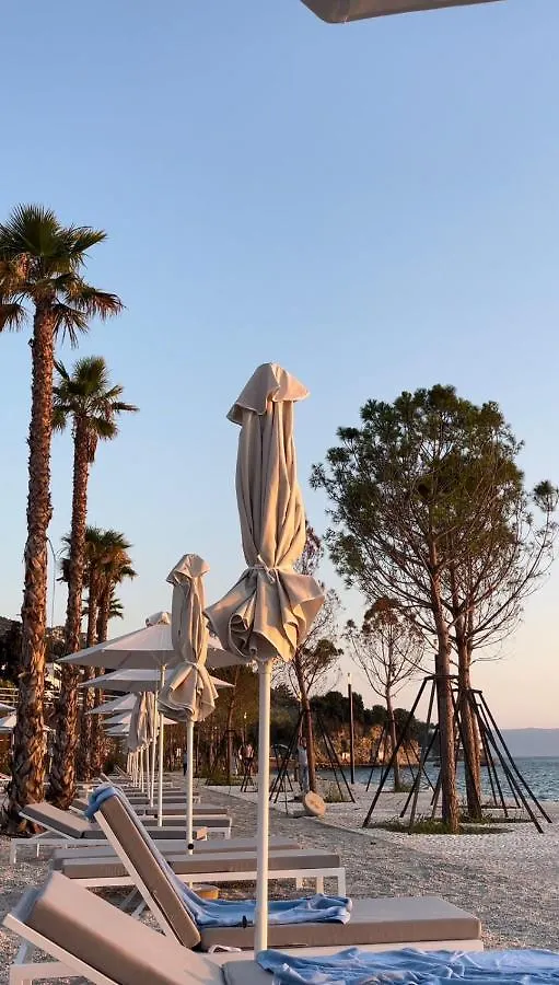 Esbjerg Hotel فلورا 4*,